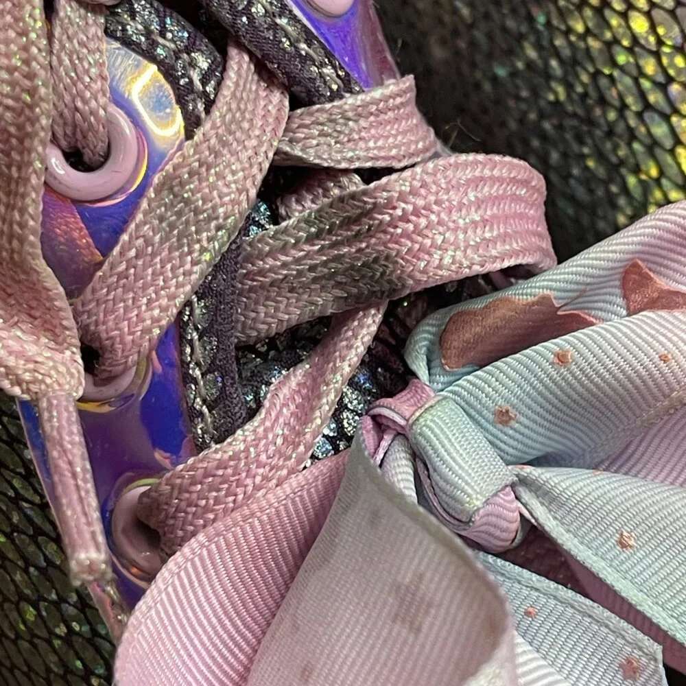 Jojo Siwa Mermaid Shimmer High Top Shoes Girls Sz. 1 Lace Up Sneakers Bow Accent